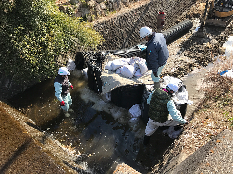 土岐市泉町地内 炭焼川護岸工事